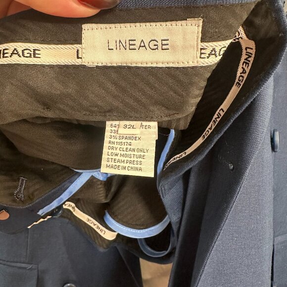 Men's Suit - Picture 2 of 8